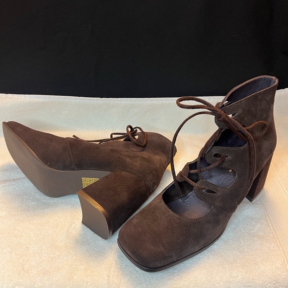 Jeffrey Campbell Suede Lace-Up Heels - NWT - Picture 3 of 5